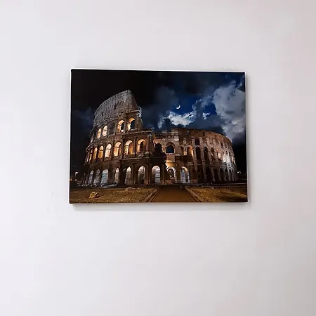 Tw-roman Holidays Roma